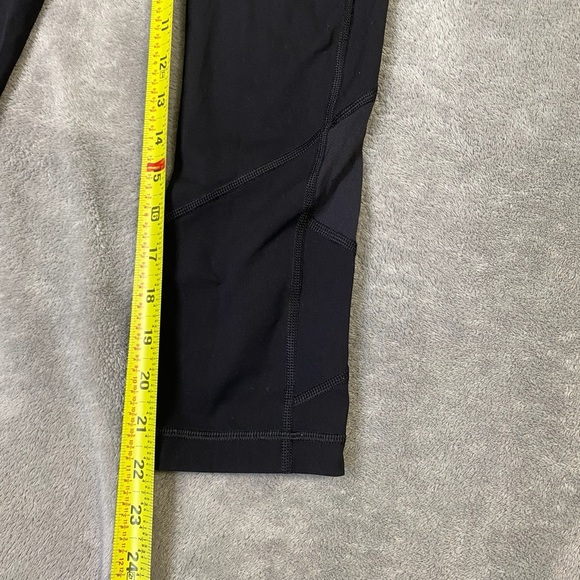 Lululemon Women’s Black Cropped Leggings Size 4 - Picture 7 of 7
